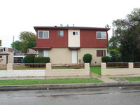 5914-5920 Willowcrest Ave in North Hollywood, CA - Foto de edificio - Building Photo