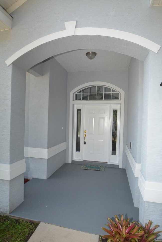 4 Prince Michael Ln in Palm Coast, FL - Building Photo - Building Photo