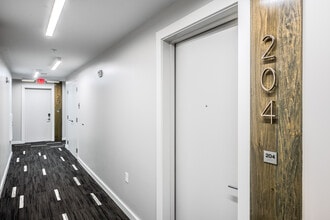 41 West in Cleveland, OH - Foto de edificio - Interior Photo