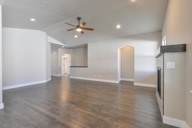 1516 Tundra Ave in Berthoud, CO - Building Photo - Building Photo