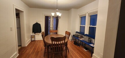 2123 Bird Dr in Erie, PA - Foto de edificio - Building Photo