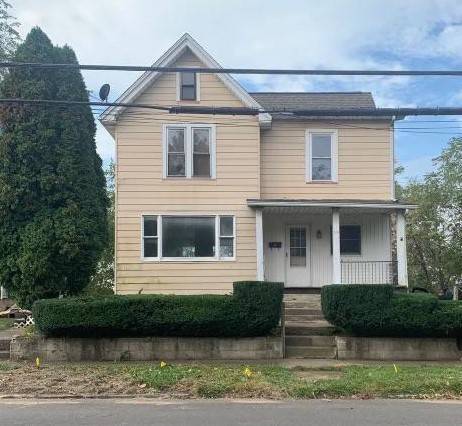 669 3rd St SE in Massillon, OH - Building Photo