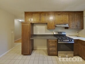 3820 Union Terrace Ln N in Minneapolis, MN - Building Photo - Building Photo