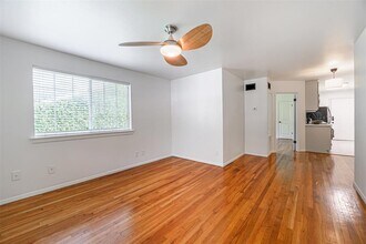 210 Emerson St-Unit -4 in Houston, TX - Building Photo - Building Photo