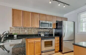 1224 Green Oaks Ln in Charlotte, NC - Building Photo - Building Photo