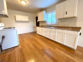429 Reindollar Ave in Marina, CA - Building Photo - Building Photo