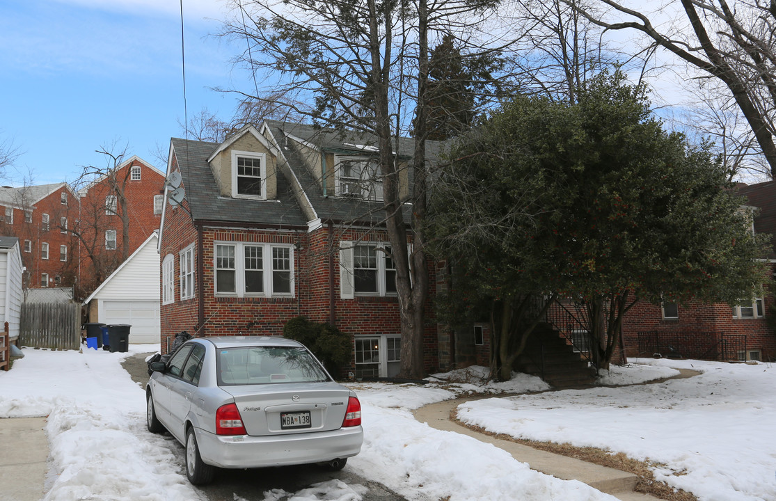 806 Houston Ave in Takoma Park, MD - Building Photo