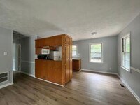 3202 Westmont Dr photo'