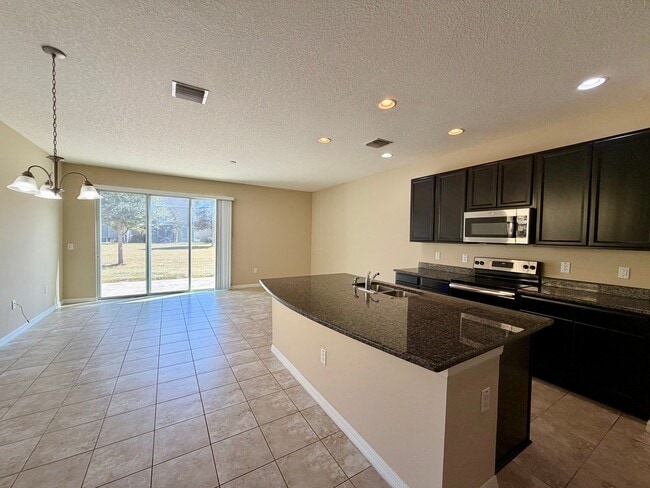 7020 Woodchase Glen Dr in Riverview, FL - Building Photo - Building Photo