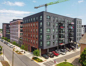 Hub Tuscaloosa in Tuscaloosa, AL - Foto de edificio - Building Photo