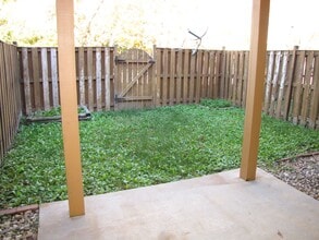 45500 Trail Run Terrace in Sterling, VA - Building Photo - Building Photo