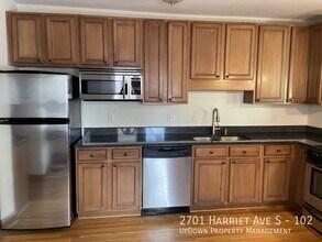 2701 Harriet Ave in Minneapolis, MN - Building Photo - Building Photo