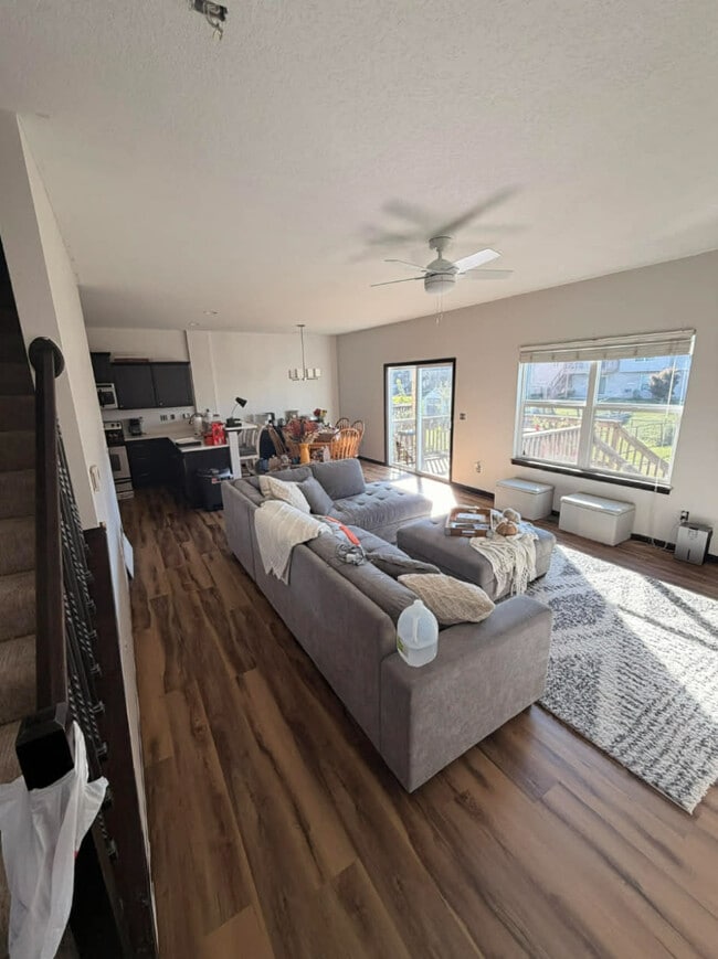 1785 Sara Ct in North Liberty, IA - Building Photo - Building Photo