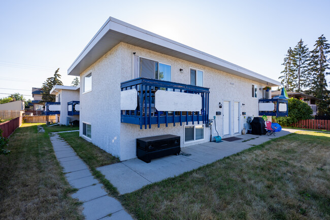 4540 73 St NW in Calgary, AB - Building Photo - Building Photo