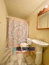 1121 Field St in San Marcos, TX - Foto de edificio - Building Photo