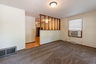 1245 E Minota St in Springfield, MO - Building Photo - Building Photo