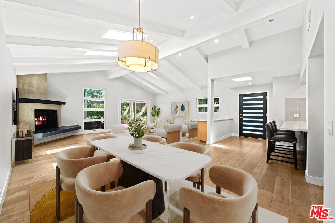 4735 Farmdale Ave in Los Angeles, CA - Building Photo