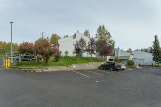 Chester Creek Estates in Anchorage, AK - Building Photo - Building Photo
