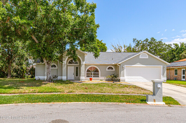 1885 Fox Bay Dr in Melbourne, FL - Building Photo - Building Photo