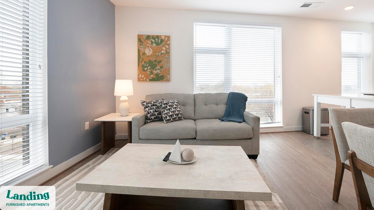 1215 N Fayette St in Alexandria, VA - Building Photo