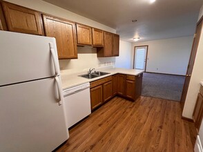 1307 Glenn Pl in Eau Claire, WI - Building Photo - Building Photo