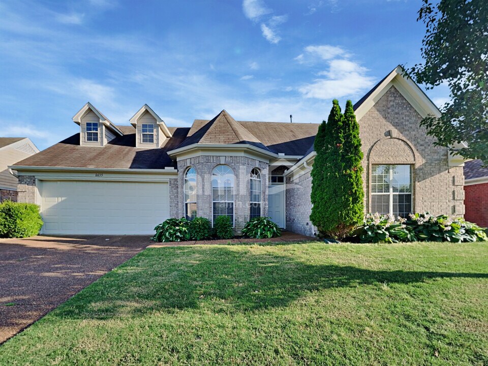 11635 Dempsey Dr in Arlington, TN - Building Photo