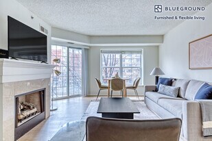 444 Washington Blvd in Jersey City, NJ - Building Photo