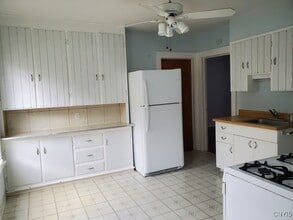 243 Cleveland Ave in Syracuse, NY - Building Photo - Building Photo