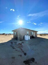 3585 Pampas Ave in Twentynine Palms, CA - Foto de edificio - Building Photo