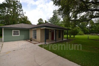 1857 Theron Dr in Baton Rouge, LA - Building Photo - Building Photo