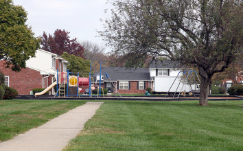 Three Fountains West Cooperative in Indianapolis, IN - Building Photo - Building Photo