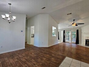 6381 Havenmist Ln in Crestview, FL - Building Photo - Building Photo