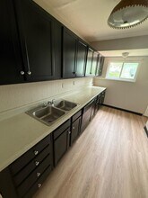 145 Perthshire Rd in St. Louis, MO - Building Photo - Building Photo