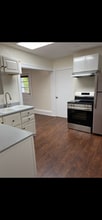 1017 Tyler Ave, Unit 1017A in Radford, VA - Building Photo - Building Photo