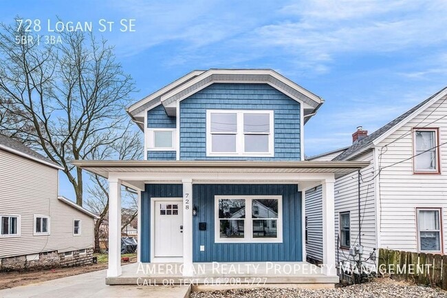 property at 728 Logan St SE