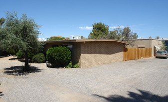 1717 E Glenn St in Tucson, AZ - Building Photo