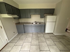 14 Delores Dr in Sauget, IL - Building Photo - Building Photo
