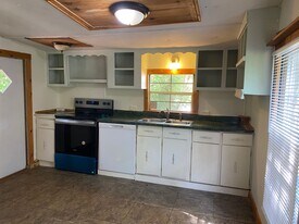 474 Whitehall Rd in Athens, GA - Building Photo