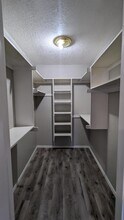 1812 23rd Ave SE in Norman, OK - Foto de edificio - Building Photo