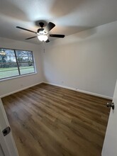 309 S Park St in Terrell, TX - Foto de edificio - Building Photo