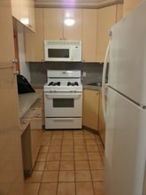 196-38 Pompeii Ave in Queens, NY - Building Photo - Building Photo
