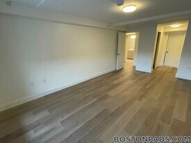 1079 Commonwealth Ave, Unit 453 in Boston, MA - Building Photo