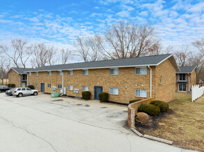 First Flats in Kokomo, IN - Foto de edificio - Building Photo