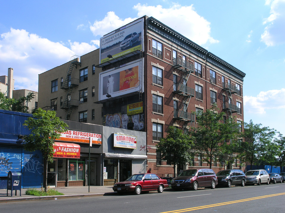 1670-74 Boston Rd in Bronx, NY - Building Photo