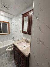 5654 Burger St in Dearborn Heights, MI - Building Photo - Building Photo