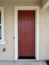 8471 Anker Wy in Elk Grove, CA - Foto de edificio - Building Photo