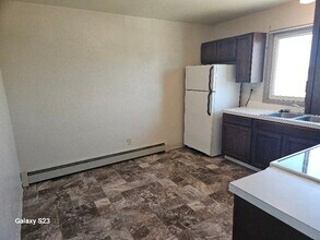 370 Shoshone Ave-Unit -Unit A in Green River, WY - Building Photo - Building Photo
