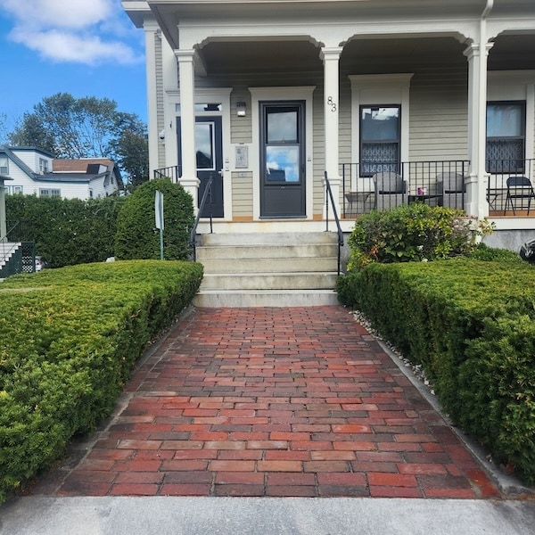 83 Elm St, Unit 1