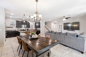 2900 S Washington St in Chandler, AZ - Foto de edificio - Building Photo