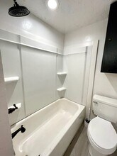 2 Webber St-Unit -North L/S in Jackson, TN - Building Photo - Building Photo